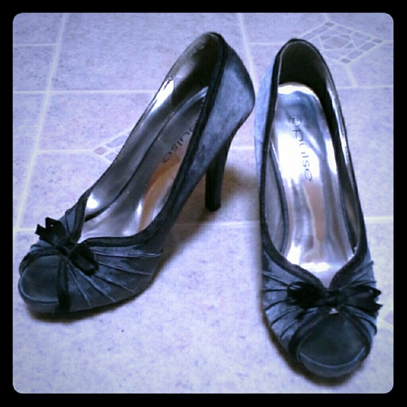 Prom pumps