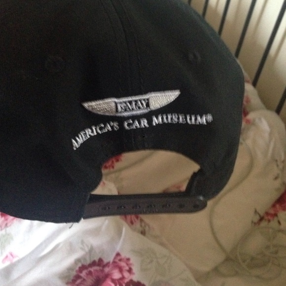 Washington snap-back hat - Picture 3 of 3