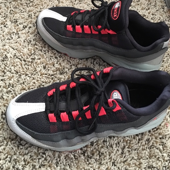 AirMax - Picture 4 of 4