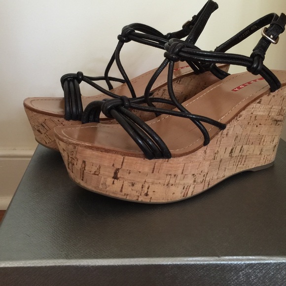 Pravda sandals- 2013 black- cork wedge - Picture 2 of 4
