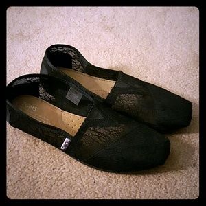 TOMS shoes