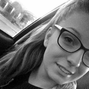 Meet your Posher, Cecilia