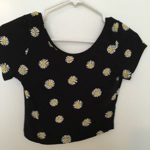Brandy Melville crop top NWT