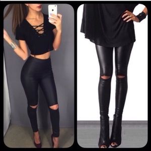 Leather-look leggings