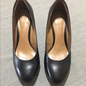 Black Clarks Heels Size 10
