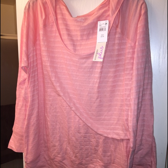 Pink maternity shirt
