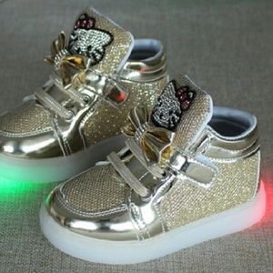 KIDS LED SNEAKERS