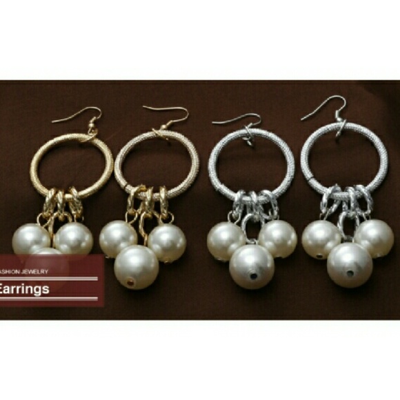 💥FRIDAY SALE💥Long Dangle Pearl Earrings