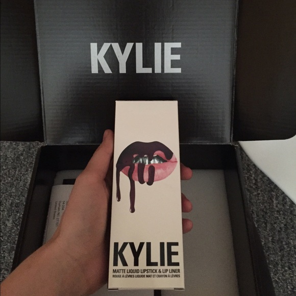 💋KOURT K LOOKING TO SELL OR TRADE FOR CANDY K💋