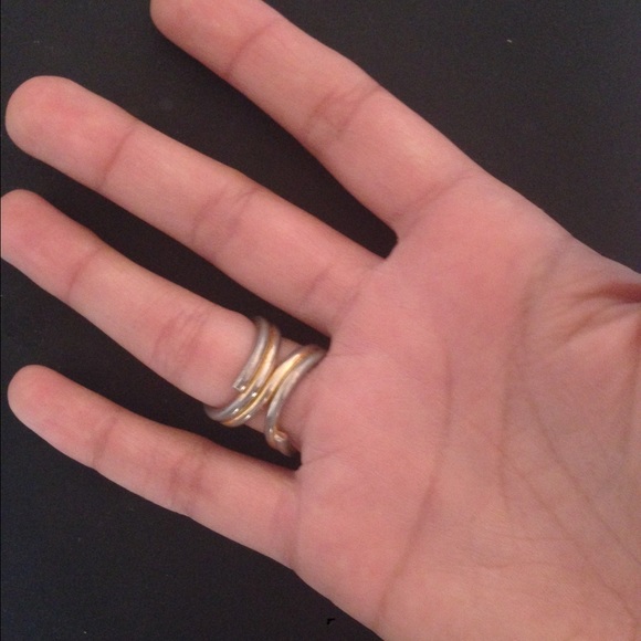 Gorgeous double ring - Picture 3 of 3
