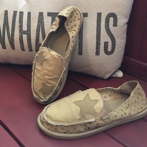 Women's Sanuk Slip Ons Size 10