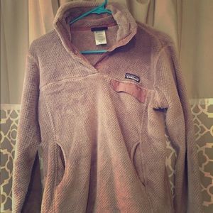 Patagonia pullover🎀