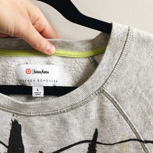 ➰LOWEST. Abstract sweatshirt.