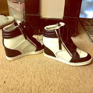 Rock and Republic wedge tennis shoes