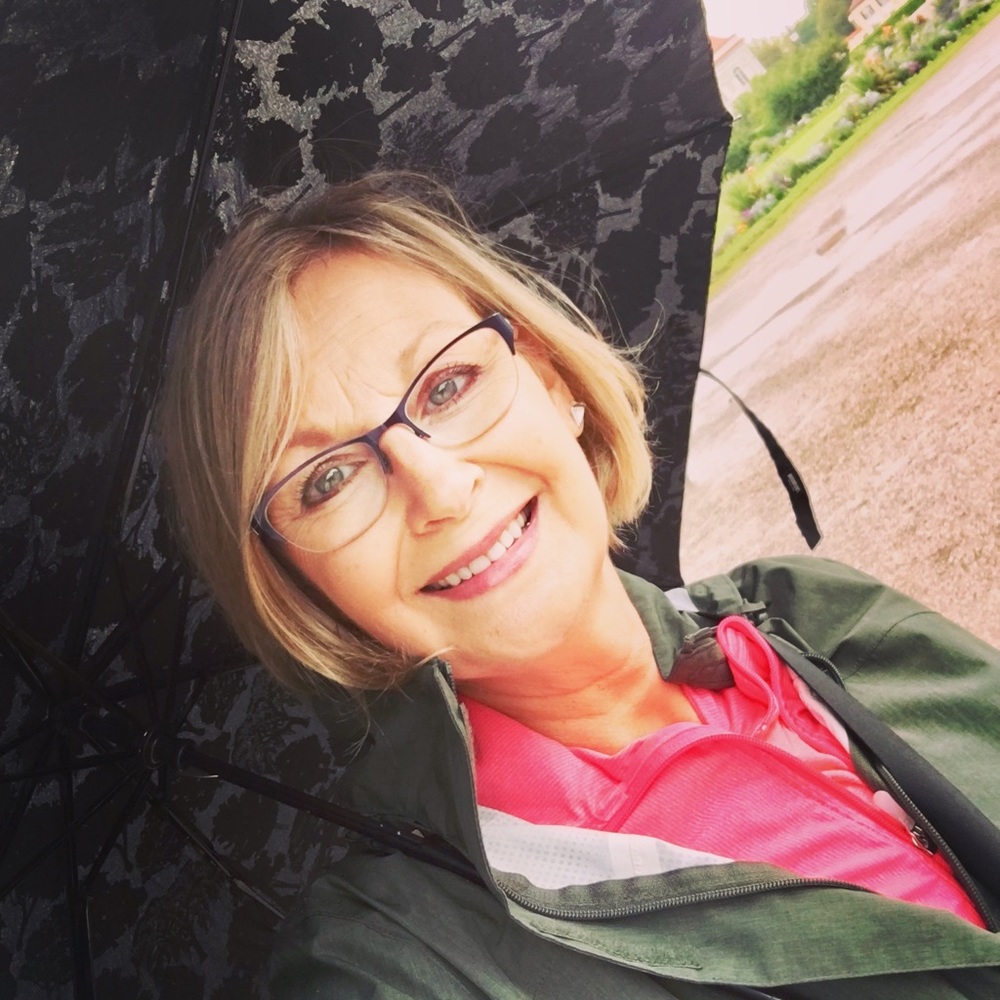 Meet your Posher, Julie