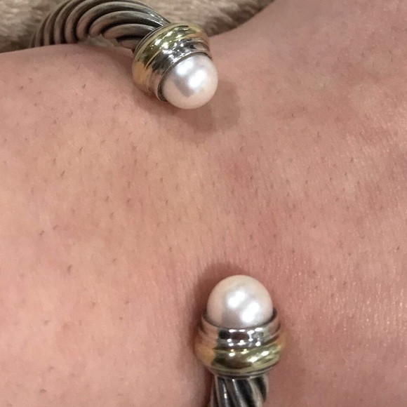 David Yurman Pearl & Gold Bracelet - Picture 6 of 6