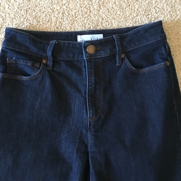 LOFT high waisted jeans size 0 - Picture 2 of 3