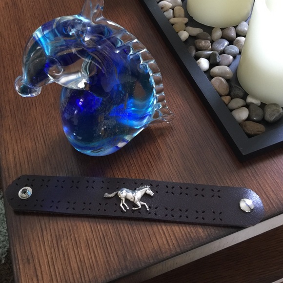 STERLING SILVER AND LEATHER BRACELET