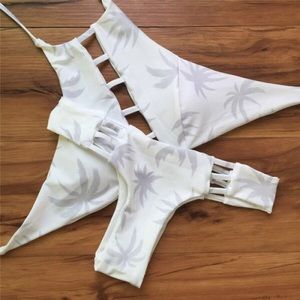 Cute Coconut Trees Printed Hollow Out Bikini Set
