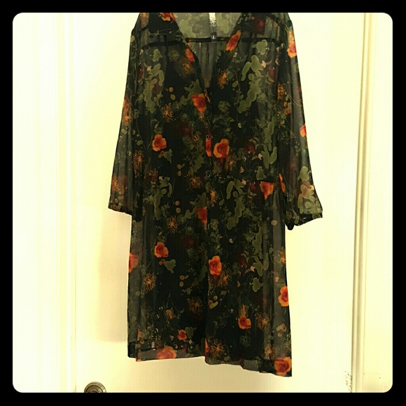 KENSIE Chiffon dress