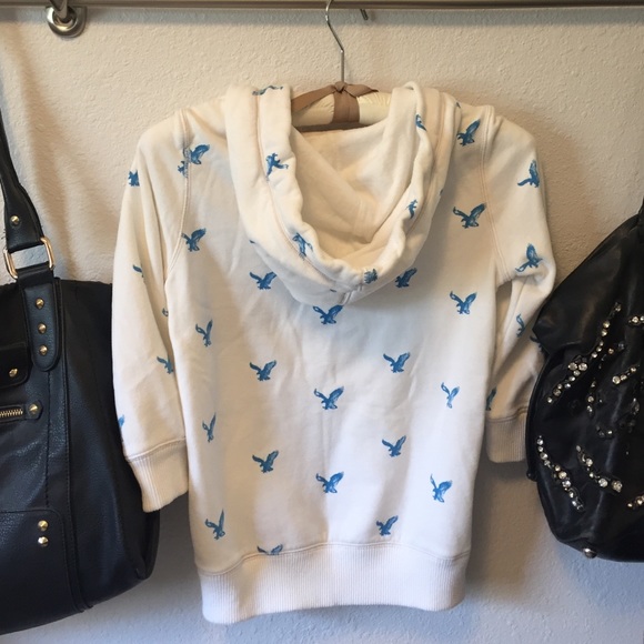 3/4 Sleeve American Eagle Hoodie - Picture 3 of 3