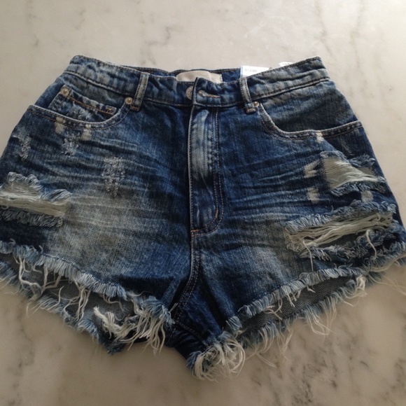 High wasted shorts