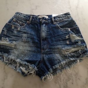 High wasted shorts
