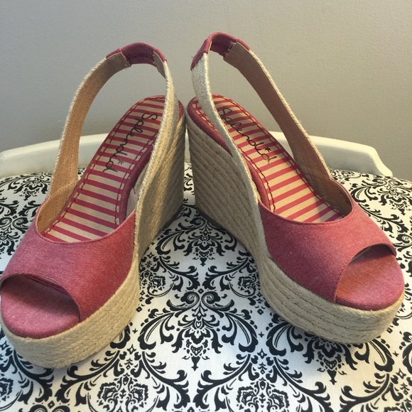 Splendid wedges