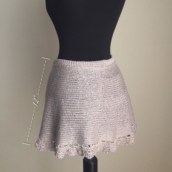 •HP!• Flirty Crochet Knit Mini A-Line Skirt Pink - Picture 4 of 7