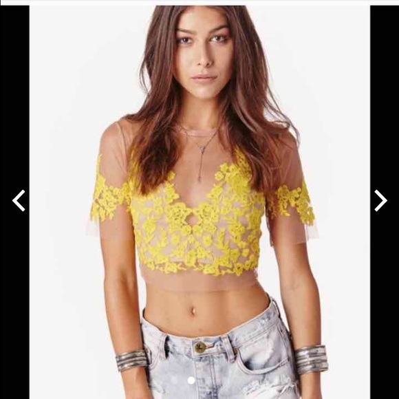For love and lemons xs yellow luau crop - Picture 2 of 3