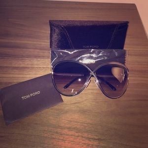 Tom Ford Sienna sunglasses