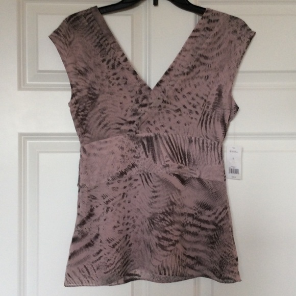 Banana Republic beautiful top. Brand new with tags
