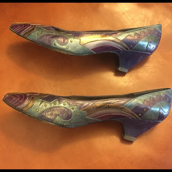Vintage Pumps, Low heel Sz 7N Multicolored