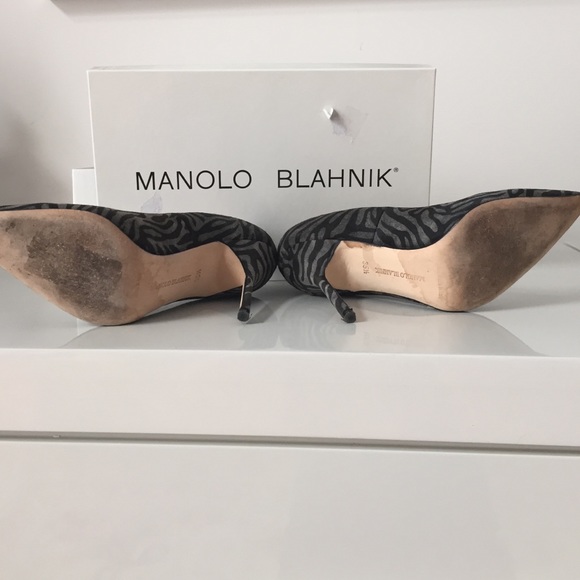 Manolo Blahnik pumps - Picture 3 of 4