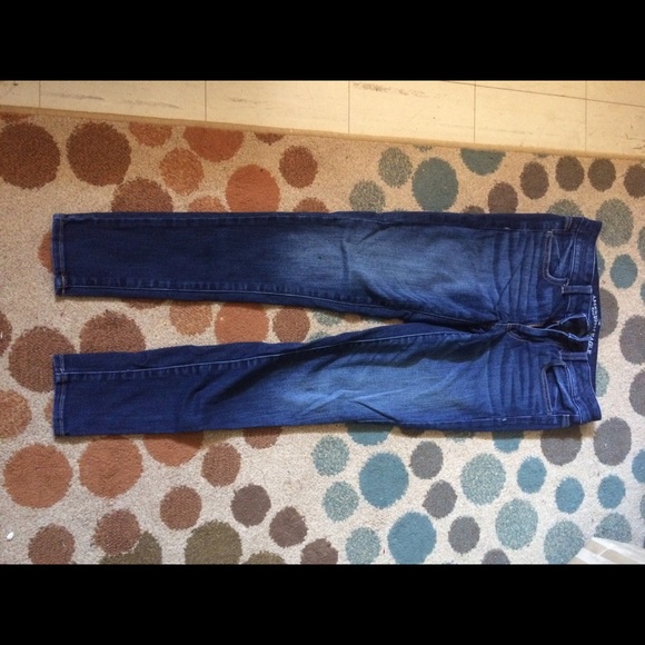 American Eagle Skinny Jeas - Picture 2 of 3