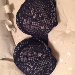 Victoria secret bombshell plunge