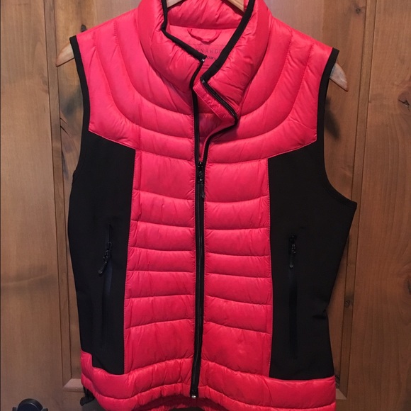 Bernardo down vest