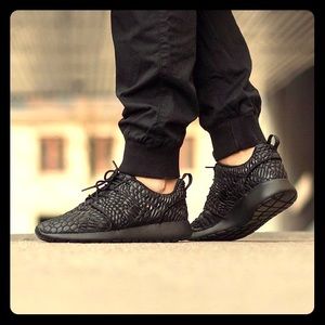 Nike Roshe One DMB black Women's