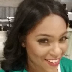 Meet your Posher, Kira