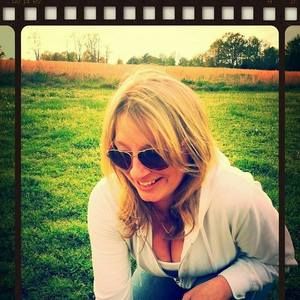 Meet your Posher, Carrie