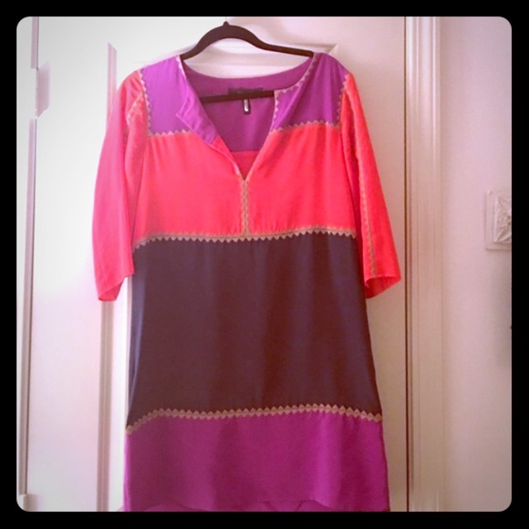 Bcbg maxAzria shift dress coral purple gold