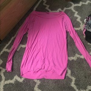 VS V-neck Long Sleeve T Shirt