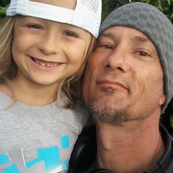 Meet your Posher, Chris - Picture 1 of 1