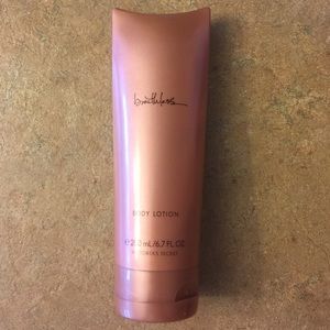 Victoria's Secret Breathless body lotion