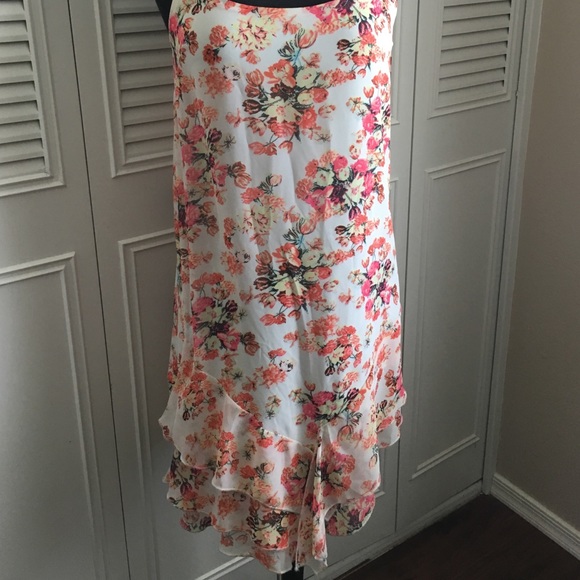 New Sans Souci Dress - Picture 3 of 11