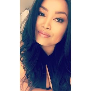 Meet your Posher, Melissa