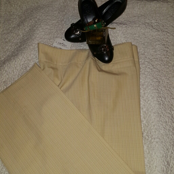 NWT Saks Fifth classic brand slacks