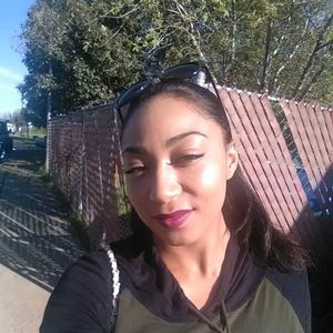 Meet your Posher, Elle