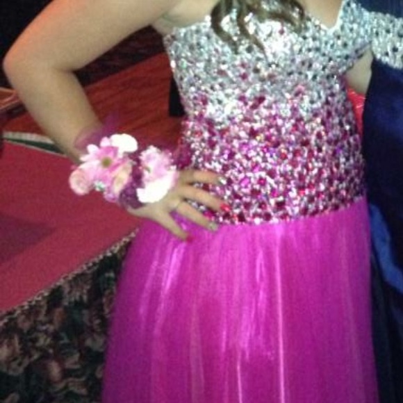 Prom Dress - Picture 2 of 3
