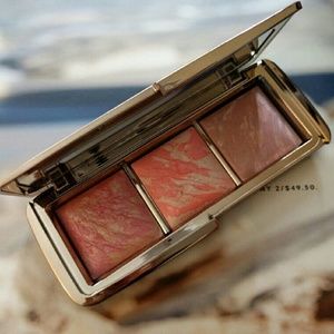 Hourglass ambient lighting blush palette limited